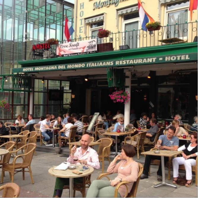 Hotel Montagna del Mondo te Valkenburg